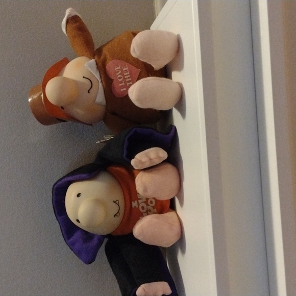 Ziggy Fall Season Stuffed Dracula & Pilgrim NWT - Picture 1 of 4